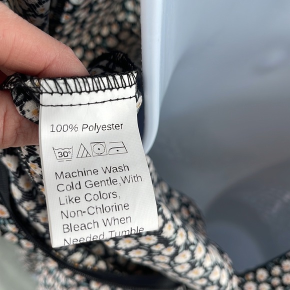 SHEIN floral dress size small - Picture 8 of 8